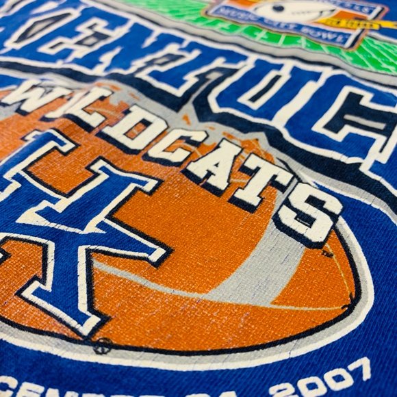 University of Kentucky UK Wildcats Music City Bowl football t-shirt men's XL - Picture 2 of 3